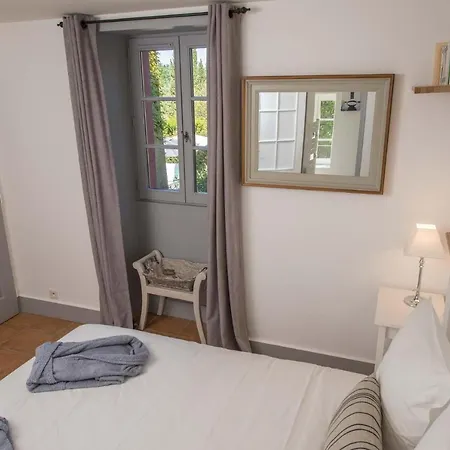 La Demeure De Cybele - De Charme Pour 10 Personnes En Drome Provencale Colonzelle